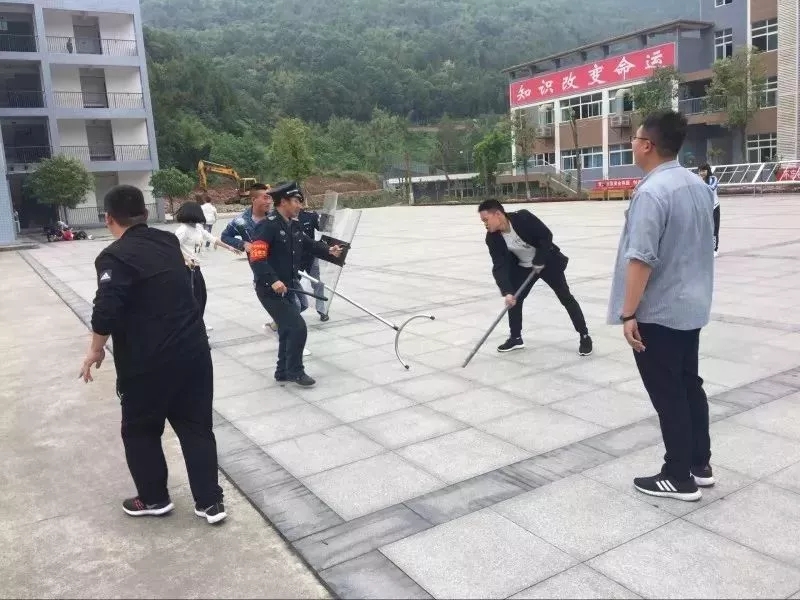 平昌通用職業(yè)技術學校